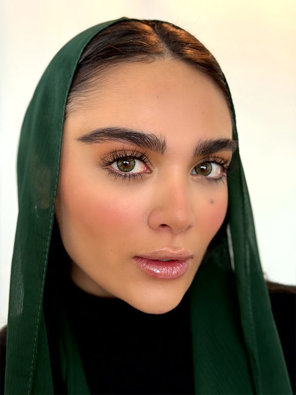 لنز آنفیلد از برند وایب سالانه